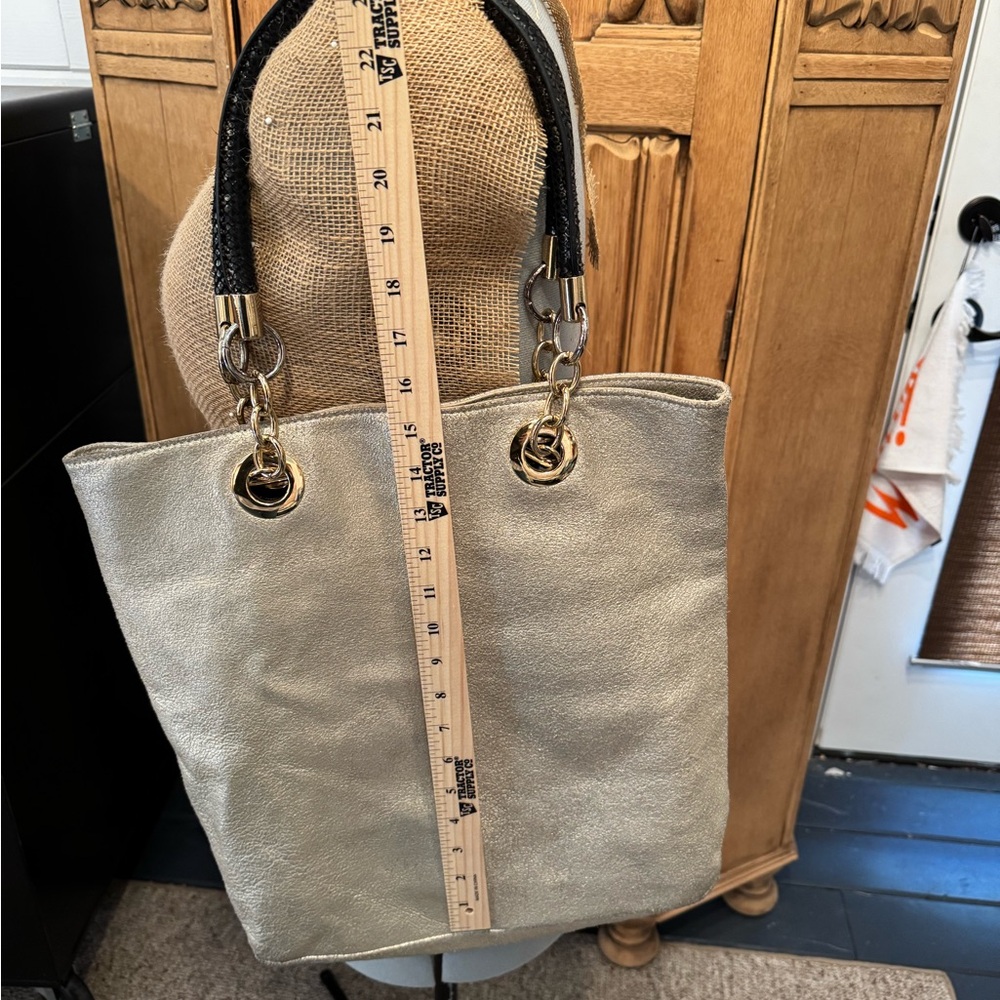 Cynthia Rowley large gold metallic tote purse bag with gold hardware